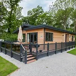 Chalet High Oaks Grange - Contemporary Pickering