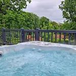 High Oaks Grange - Contemporary Pickering