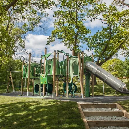 High Oaks Grange - Contemporary