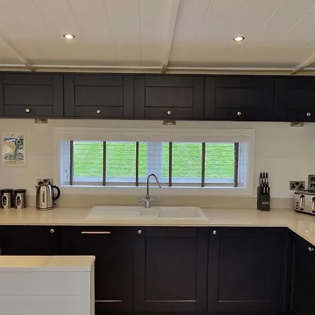 High Oaks Grange - Contemporary