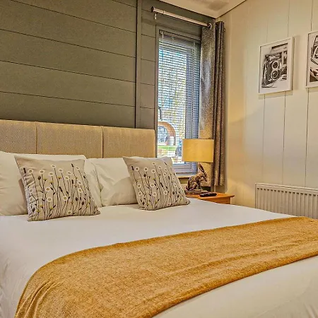 High Oaks Grange - Contemporary Chalet Pickering