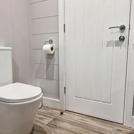 High Oaks Grange - Contemporary