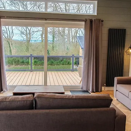 High Oaks Grange - Contemporary