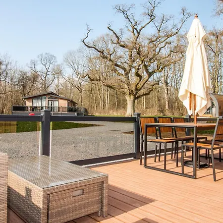 Chalet High Oaks Grange - Contemporary Pickering